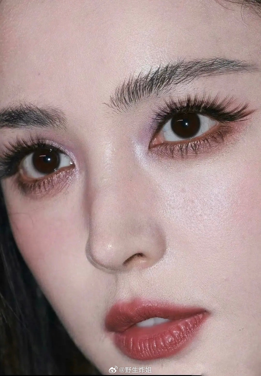化过妆的怼脸拍过照的都知道古力娜扎这有多权威吧​​​