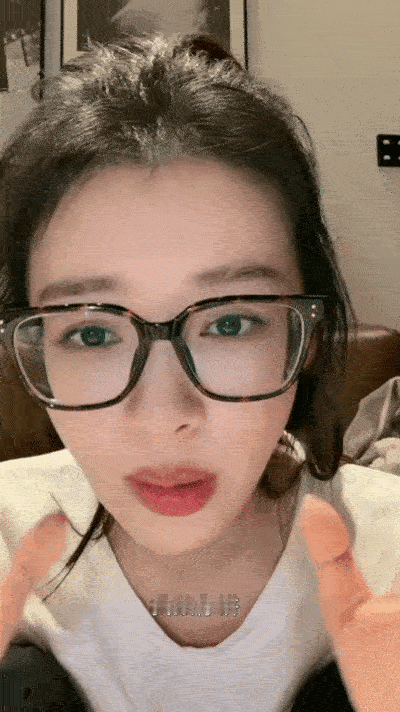 孙怡回应又当上了队长谁看了不说一句孙怡也太真实！直播里认真复盘自己怎么稀里糊涂当