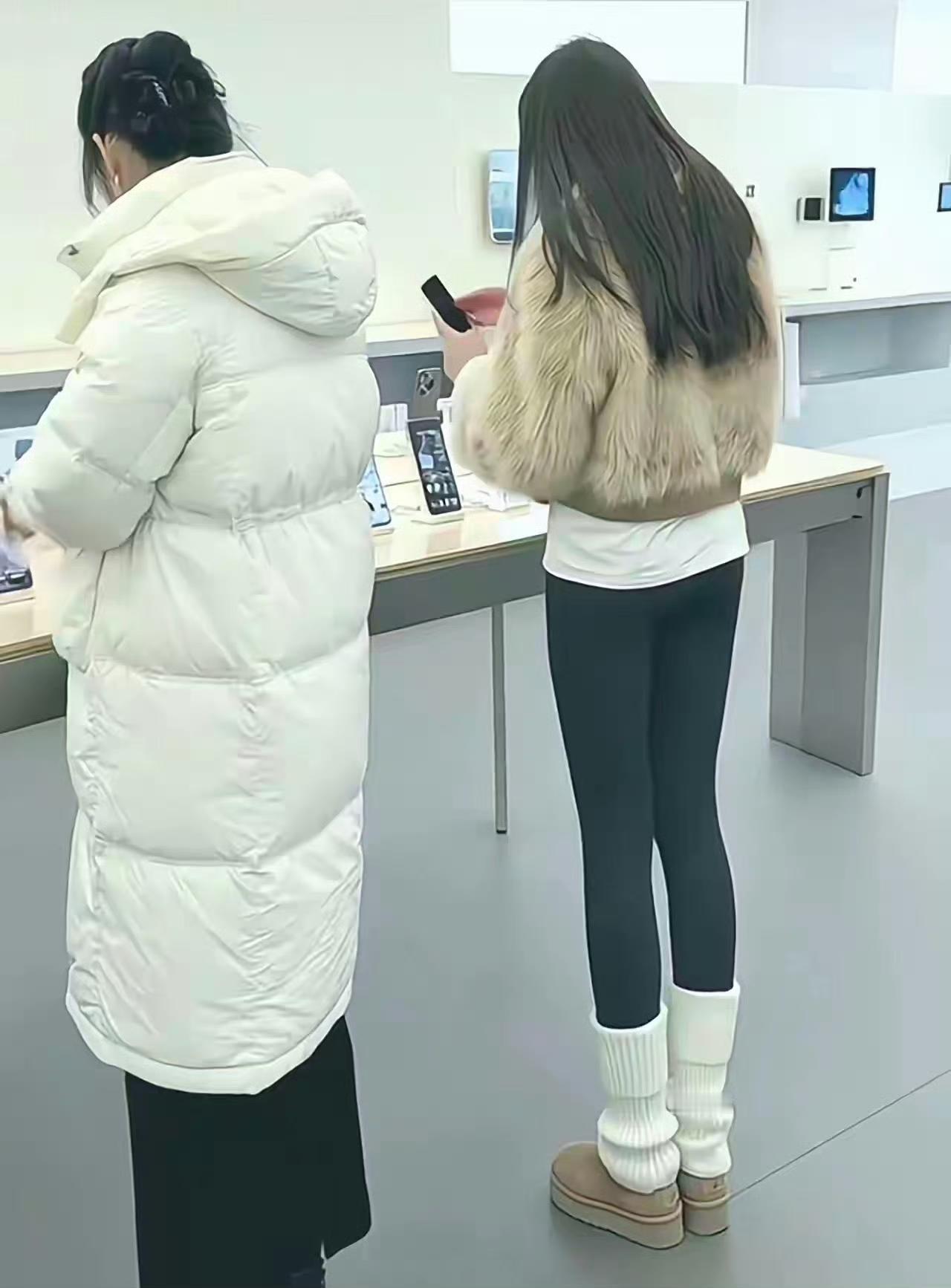 这种裤子只有身材好腿型好的穿上才好看，并不适合所有人。