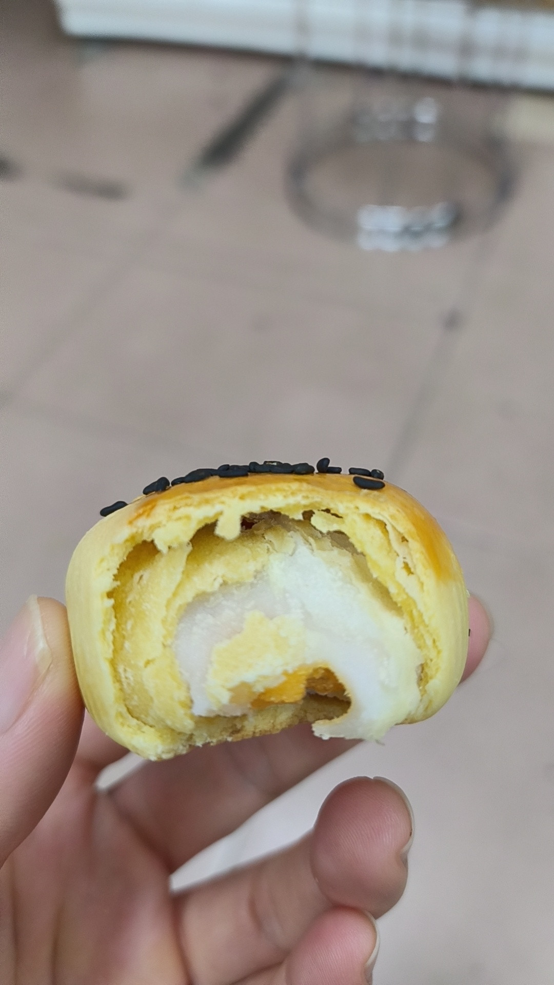 我那大姑子，说实话我是挺认可她的，虽然前几年她老各种催我生三胎[捂脸哭][捂脸哭]，这是她那个年代以