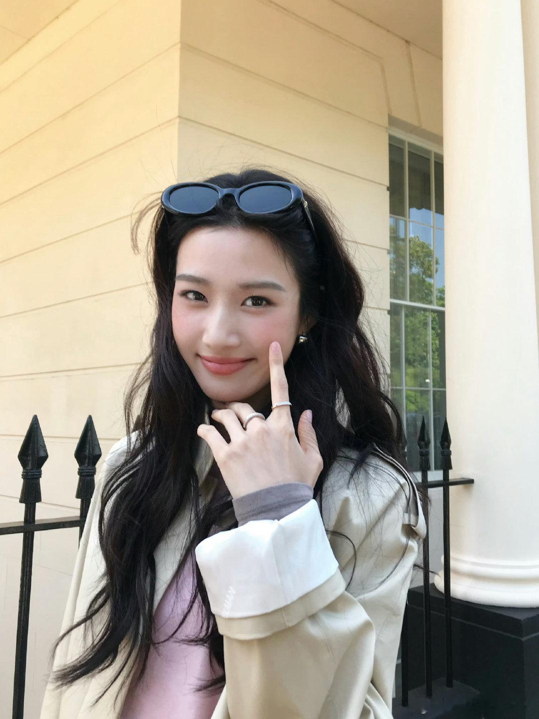 #卢昱晓#工作室终于更新了好美​