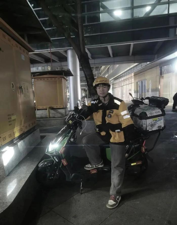“离家的路越来越近，你却离我越来越远”5月27号，贵州凯里出了一件事，