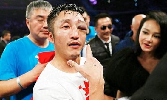 邹市明这样的好男人上哪找，老婆给亏了两个亿，还觉得愧对她。两人去赛里木湖的旅