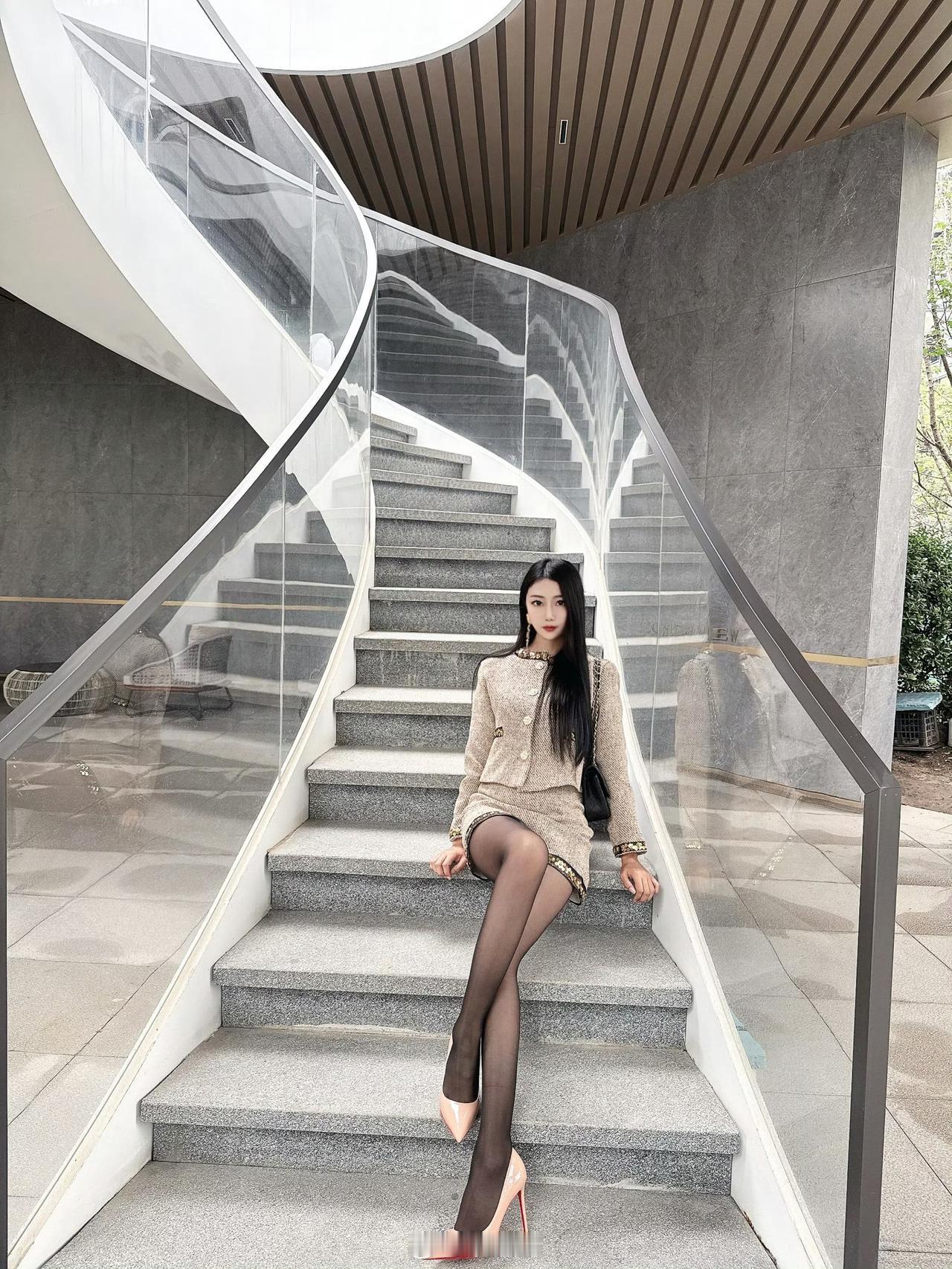 长了一张不安分的脸为你死心塌地你都不信