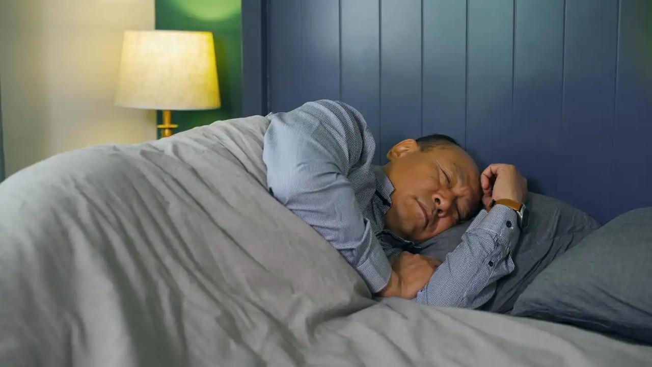 饭后午睡是错误的？医生劝告：过了65岁后，午睡要牢记这7个原则张大爷饭