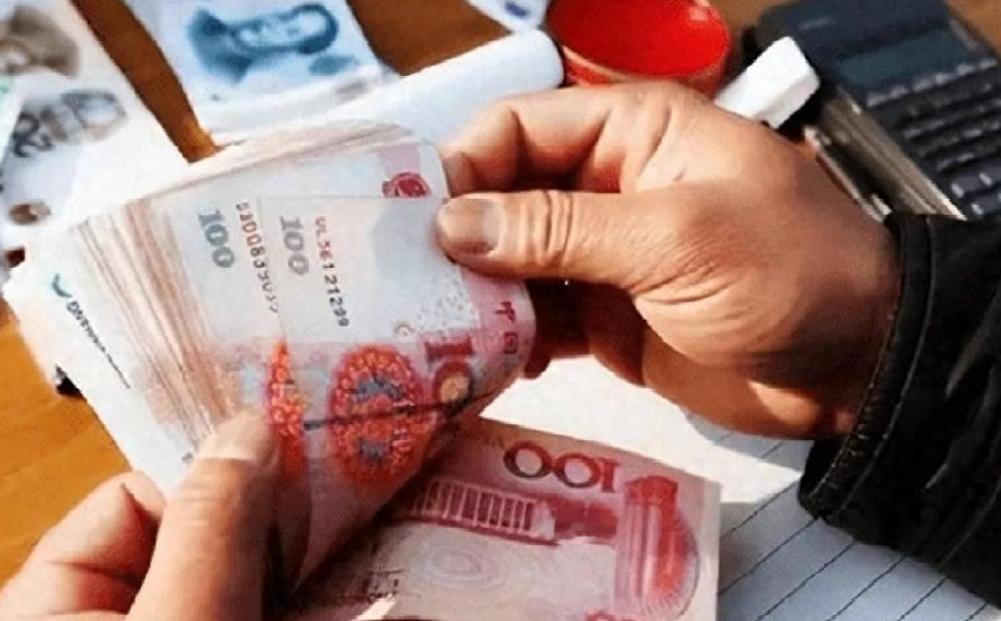 我国人均存款已经超过11.8万元，而且其中定期存款占了七成以上，非银机构的存款也