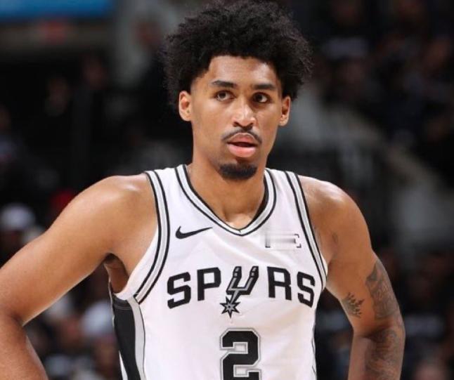 哈珀或将离开马刺？美媒HeavyOnSports昨天抛出一笔交易设想——