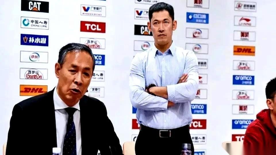 前脚刚被人家按在地上摩擦，输了整整30分。30分是什么概念？就是人家二队上来