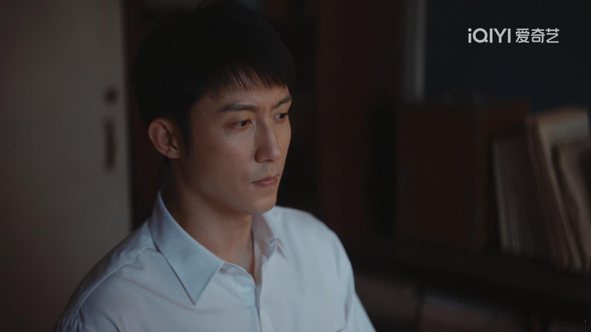 黄景瑜重器黄景瑜陈一众第17集，忧伤小粽子，像没有沾糖的糯米白粽子。但是80年