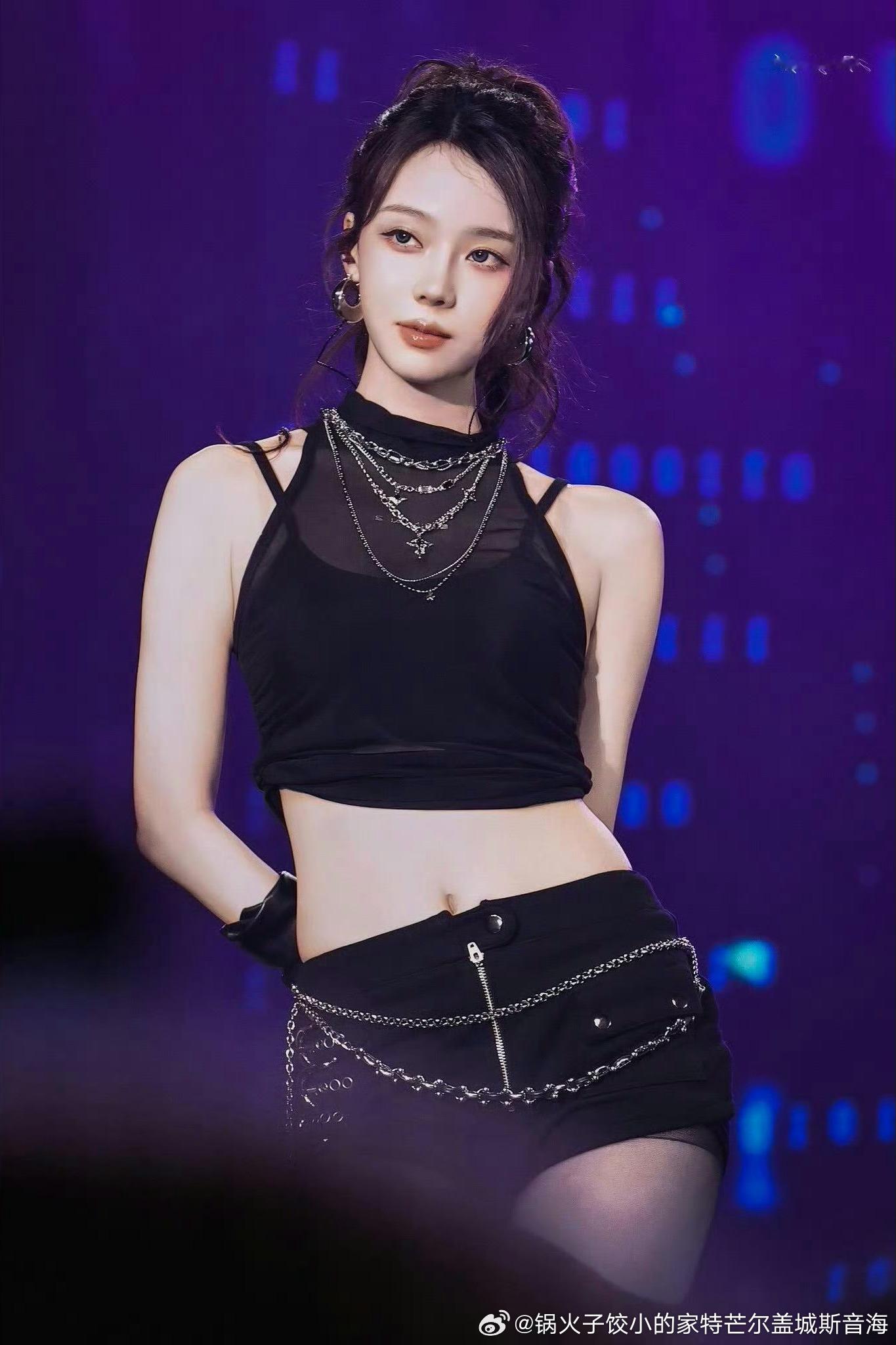 明年我还想去韩国看aespa的演唱会，因为我想看金玟庭！