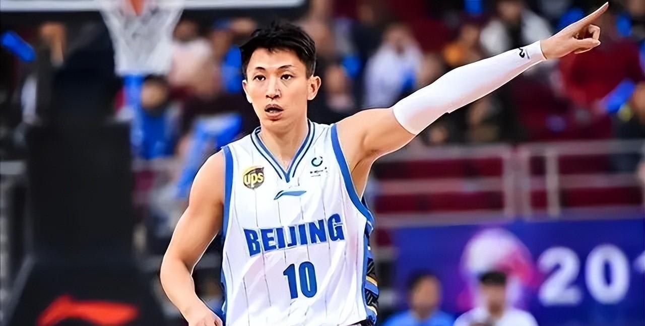 实话实说！现役CBA联赛十大高富帅排行榜如下:10.方硕(北京队)9.陆文博