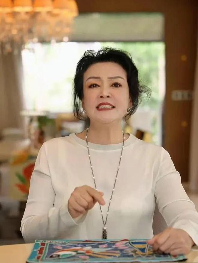 S妈想带孩子小住遭拒，张兰紧急行动！S妈因未达成带孩子回去小住想法，打感情