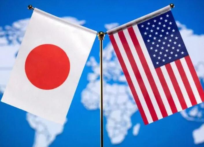 现在很多日本人不信中国敢在日本侵华时立刻核打击日本本土。他们觉得：中国一动手，美