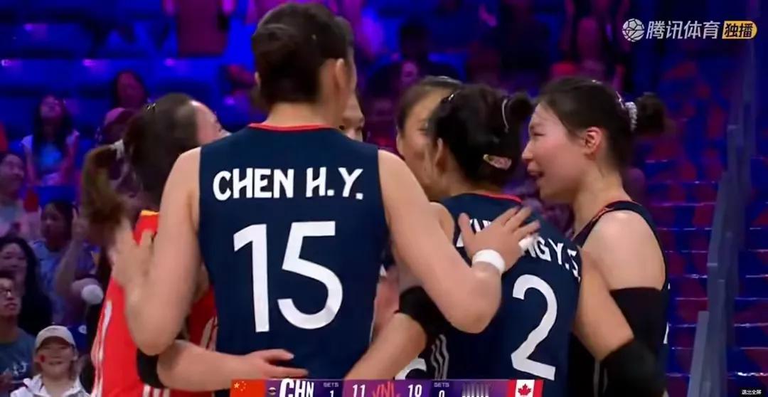 为何蔡斌赢不了加拿大女排？而赵勇能轻松取胜，球迷评论一针见血中国对也缺少朱婷和李