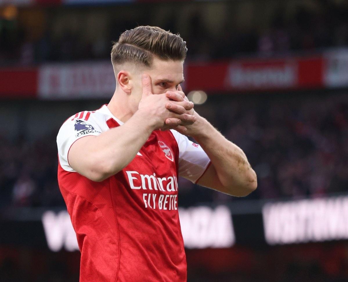 这你敢信？阿森纳3-0战胜桑德兰，主教练阿尔特塔却说：“我很失望我们没有通过定位