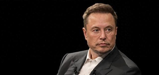 遭中方谴责后，马斯克星链降轨70公里！更逼近空间站，到底想干啥。2026年刚开年