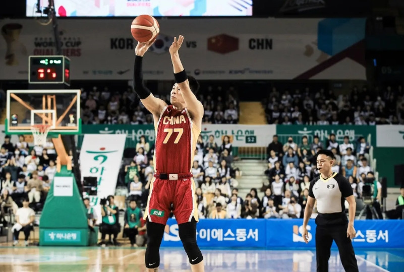 看你们还吹不！本土锋线没一个能打！当初亚洲杯的时候，一大堆说出男篮未来锋线天赋