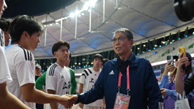 阴盛阳衰成定局, 81岁根宝维系最后的体面, 上海男足青训需要 “二次创业”