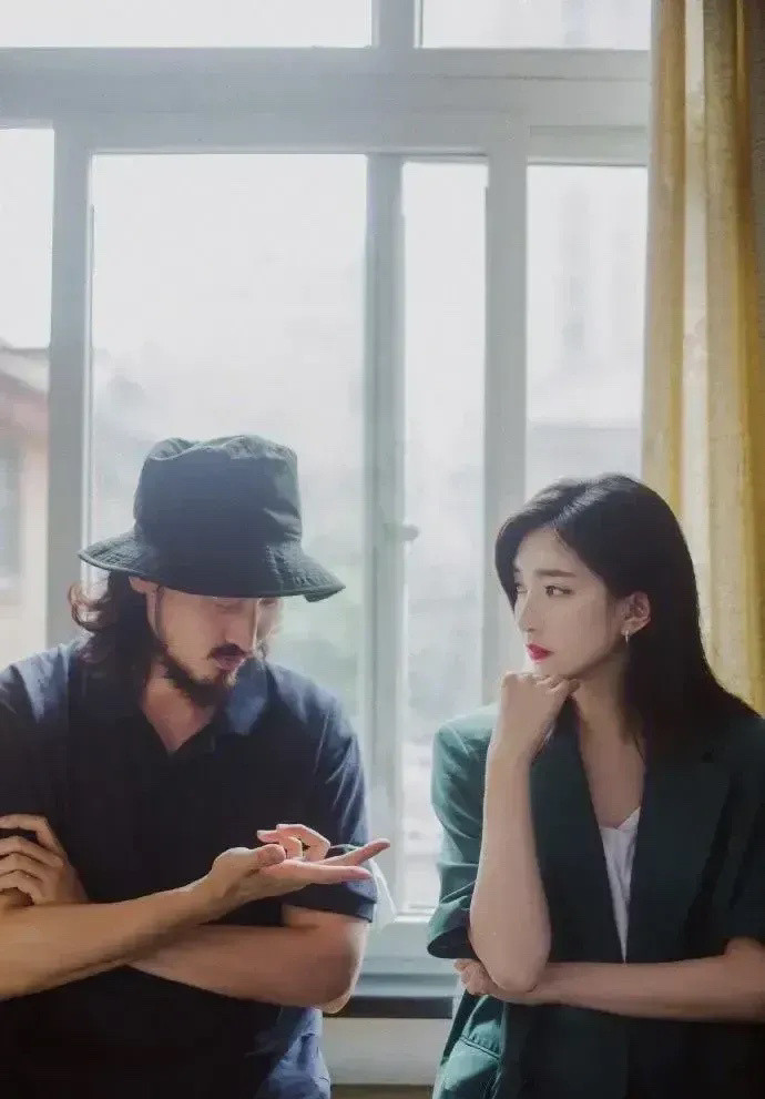 王传君虽然是一个三线演员，却有两件事给人深刻印象，一个是他是最穷的演员。在接受