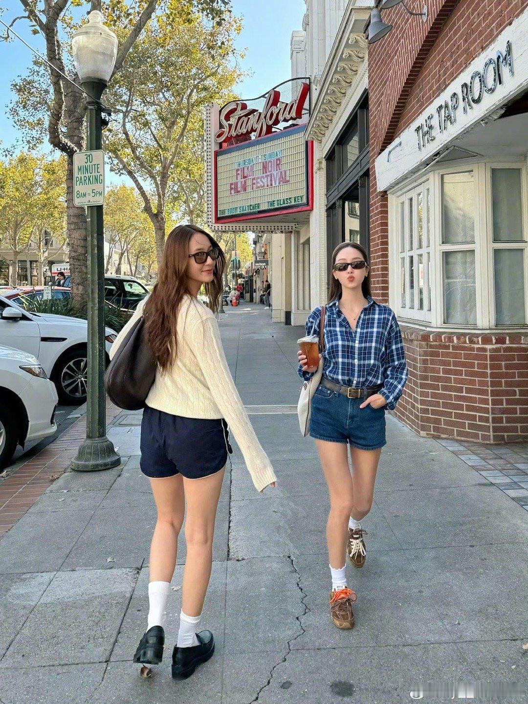 郑秀妍郑秀晶手牵手HBD🍰期待Jessica中国见面会与秀晶的新歌！