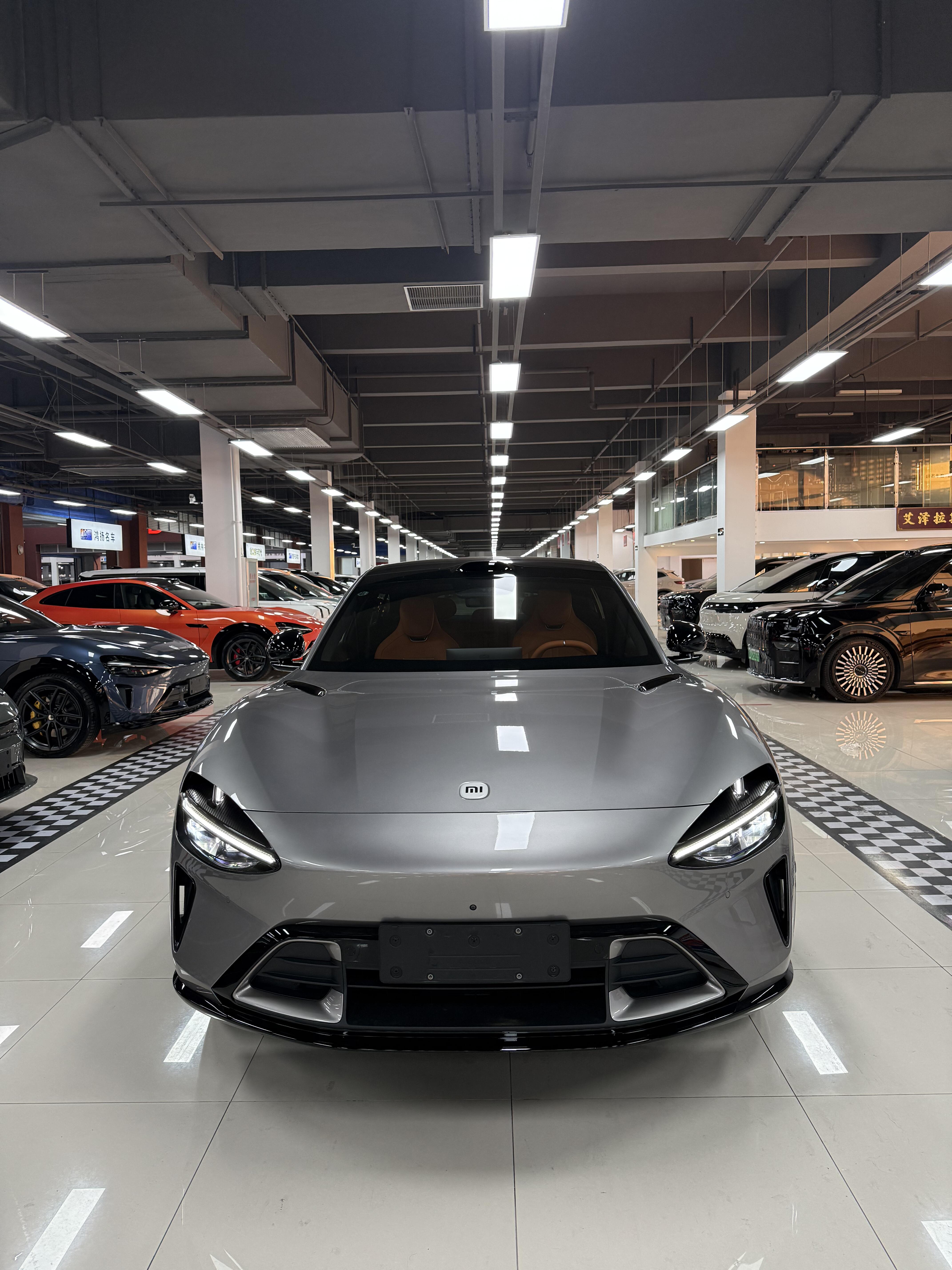 新势力顶流，从溢价到破发的市场启示小米YU7作为小米汽车的首款SUV...