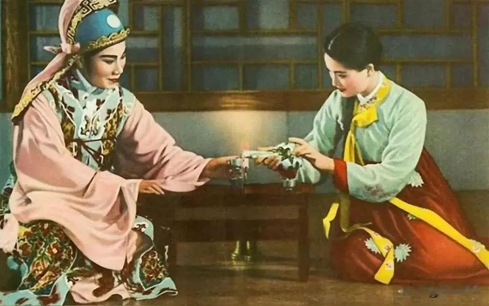 1954年王文娟言慧珠严凤英都演出了《春香传》，哪位最先演出呢？我一直以为