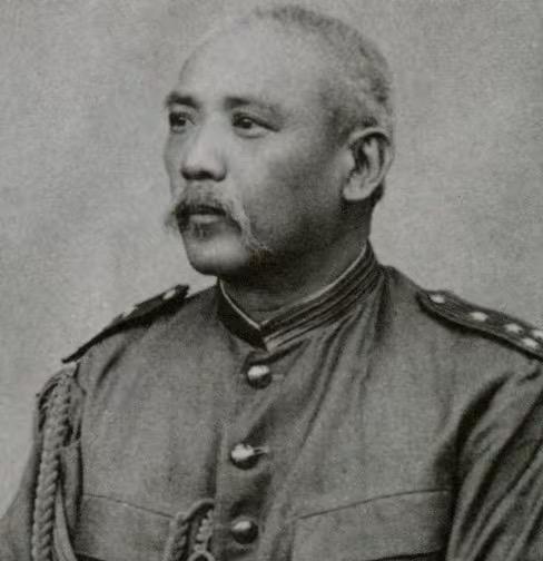 他临终前感叹：我死后大清将会出事！结果他去世10天后大清就亡了这话听着玄乎，可