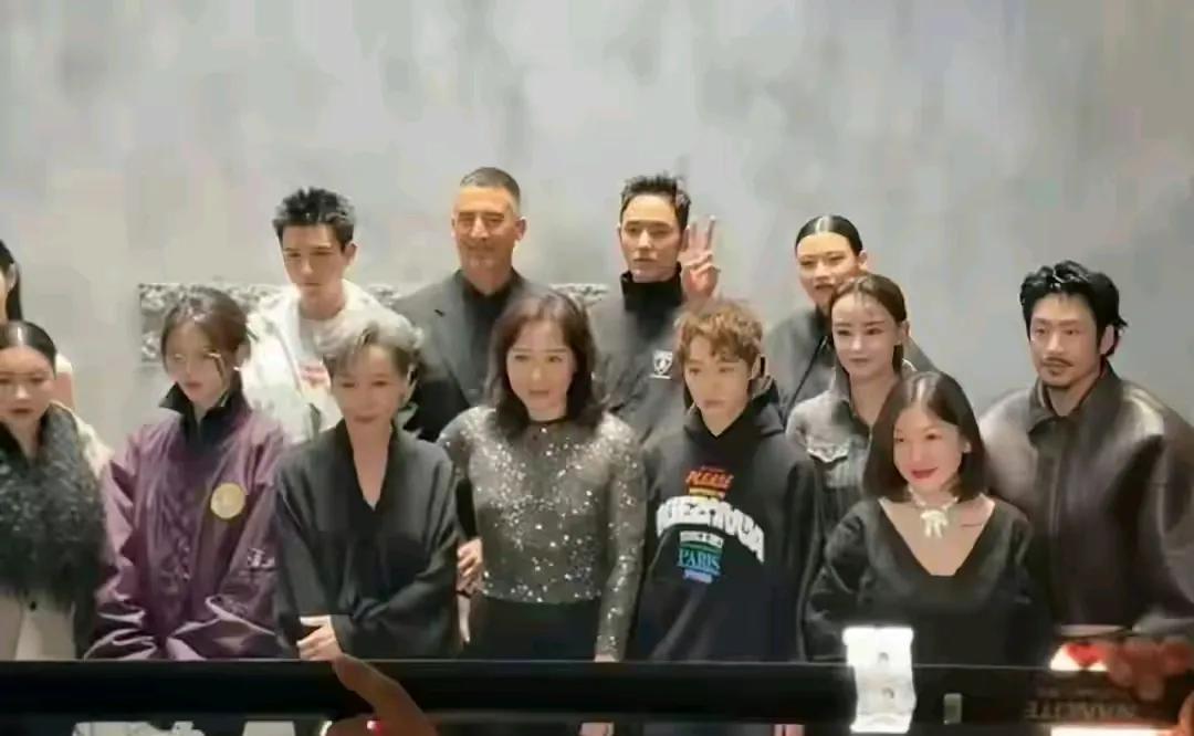 现在的体育明星真是超过演艺圈的明星了！这两年感觉我们的体育明星越来越火，特别是