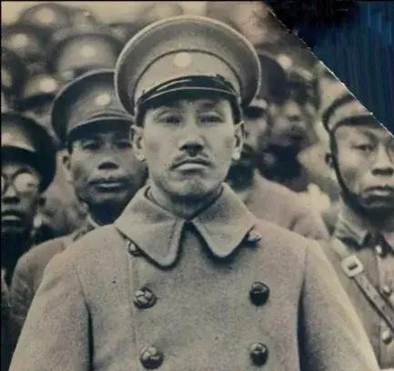 网上不少人说，日本不侵华，蒋介石就能“六王毕”了，讲白了就是想讲抗战让“共”壮大