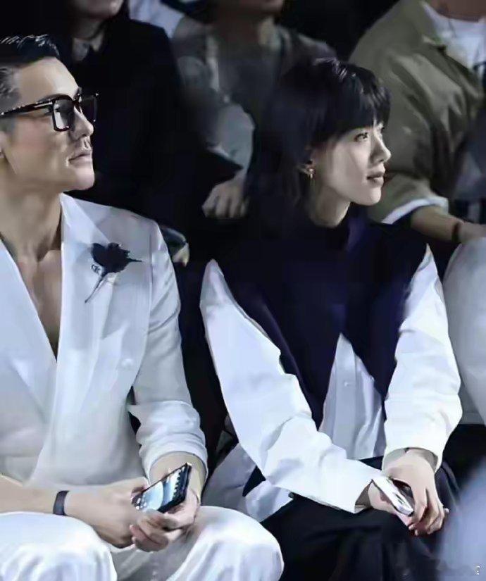 这是刘恺威的女朋友，感觉长相身材都没有杨幂好啊​​​