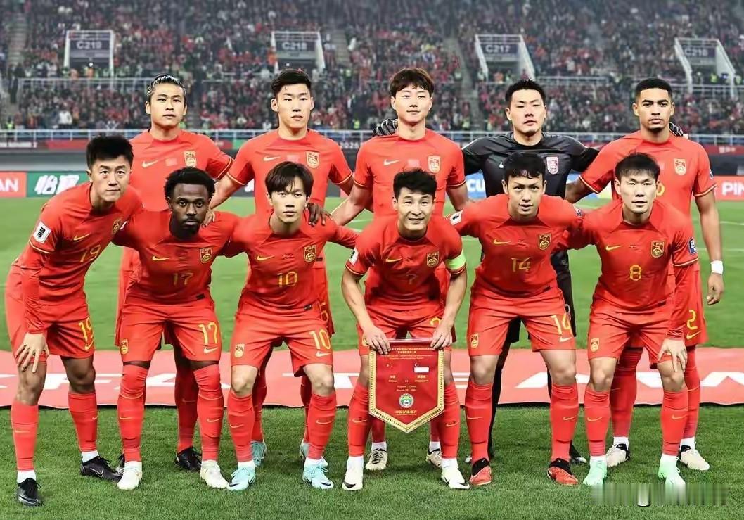 恕我直言，国足想进世界杯，有以下三个方案。最后一个最靠谱。1、世界杯继续扩军