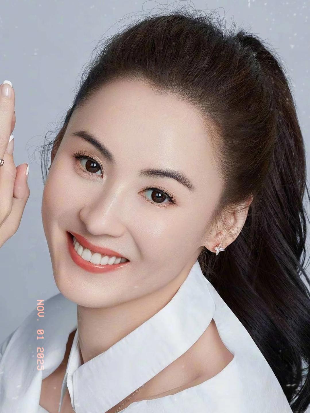 原来明星和普通人一样！从一个点就可以看出来，主持人问张柏芝想不想要个女儿，她