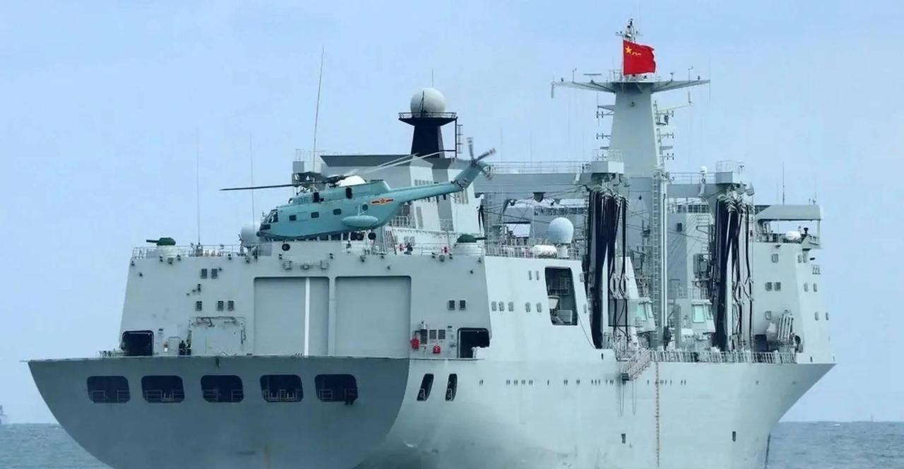 现在终于轮到补给舰下饺子了。从2024年开始，已经5年没有新船入役的903A型
