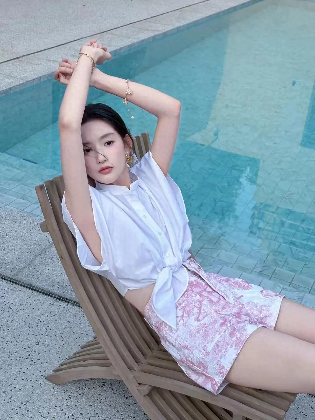 王玉雯游玩美照，好美啊