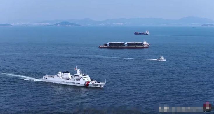 金门海域罕见性的一幕出现，大陆海警这一招绝了9月29日，根据央视新闻报