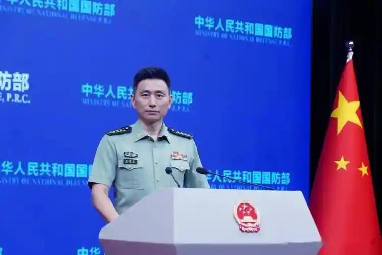 外网彻底炸穿！短短两天，全网疯传美政坛核心人物离世、白宫刻意瞒报、高层紧急接班的