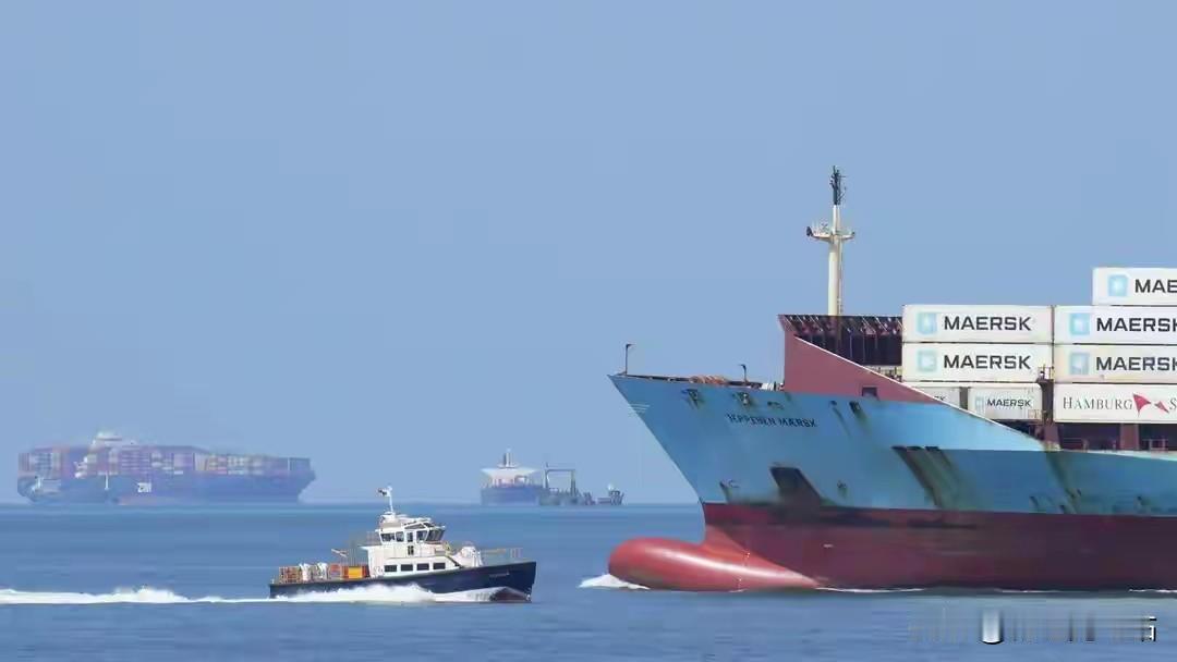 赌错代价！巴拿马强抢中企资产，中国三箭齐发精准反制为向美国递投名状，巴拿马