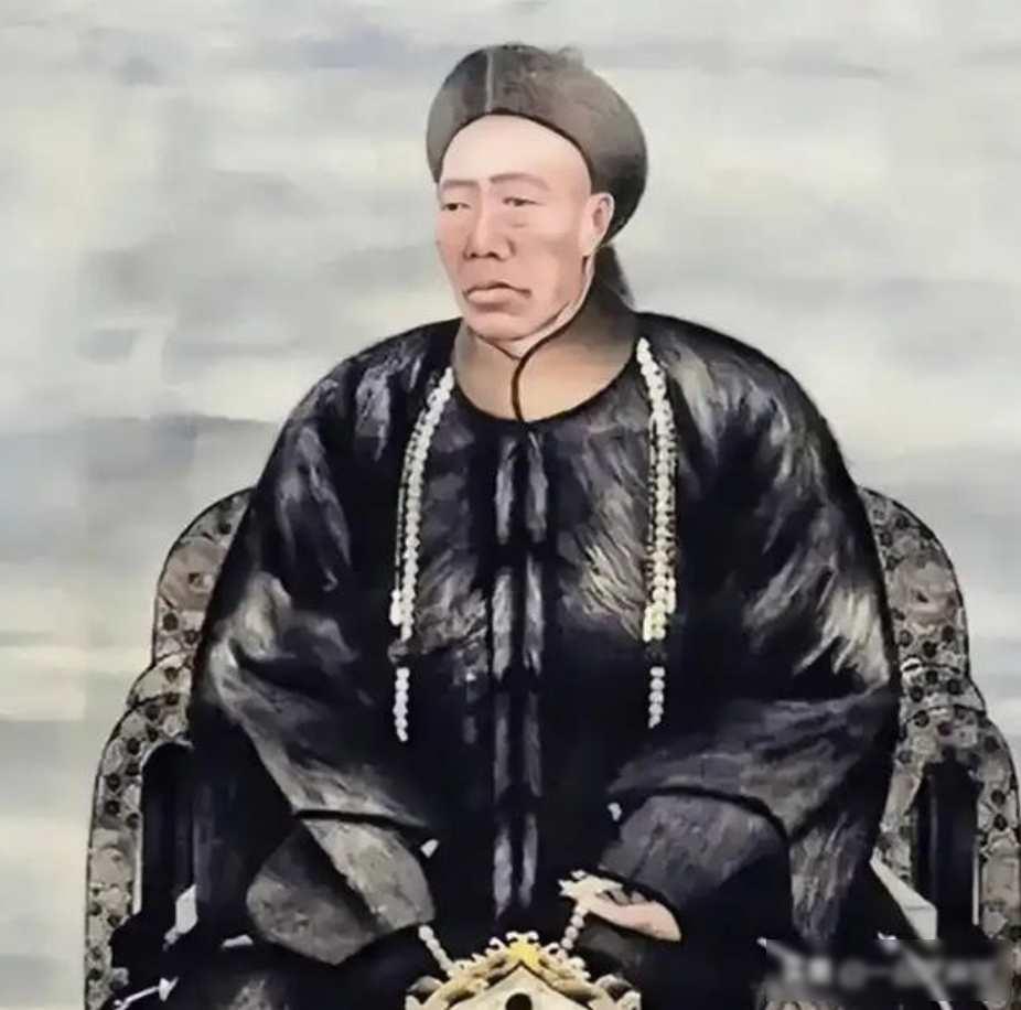 1908年慈禧太后去世，李莲英请求回老家养老。隆裕太后心想：“你做了多少恶事，我