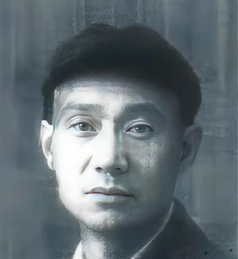 1940年，吴凤翔刺杀日军少将，走到门口时，他发现里面有好几名日军，刺杀没有把握