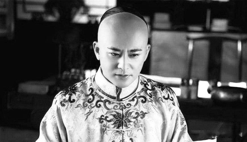 1700年，胤禔随父皇巡视永定河河堤，任总管，接触军政实务，有了自己的人脉和班底