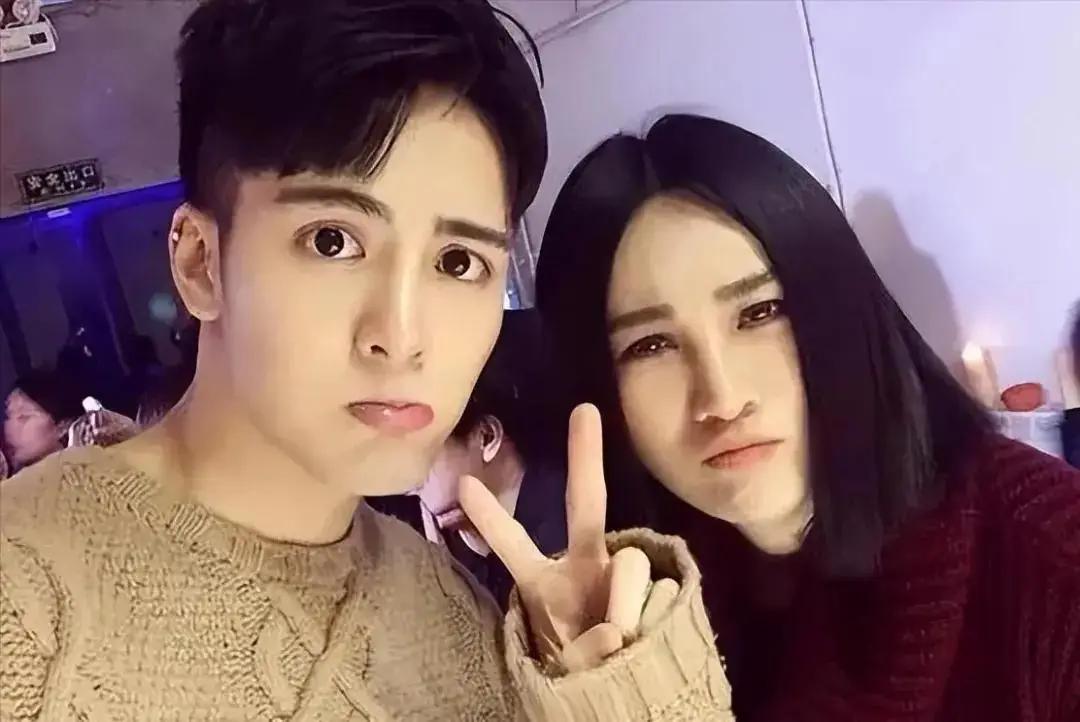 人永远赚不到认知以外的钱。提起尚雯婕，很多人第一反应就是复旦学霸、超女冠军，可最