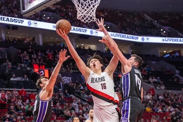 不吹不黑！NBA现役五大中锋排名，大家认同吗？1：约基奇作为掘金“非卖品”的