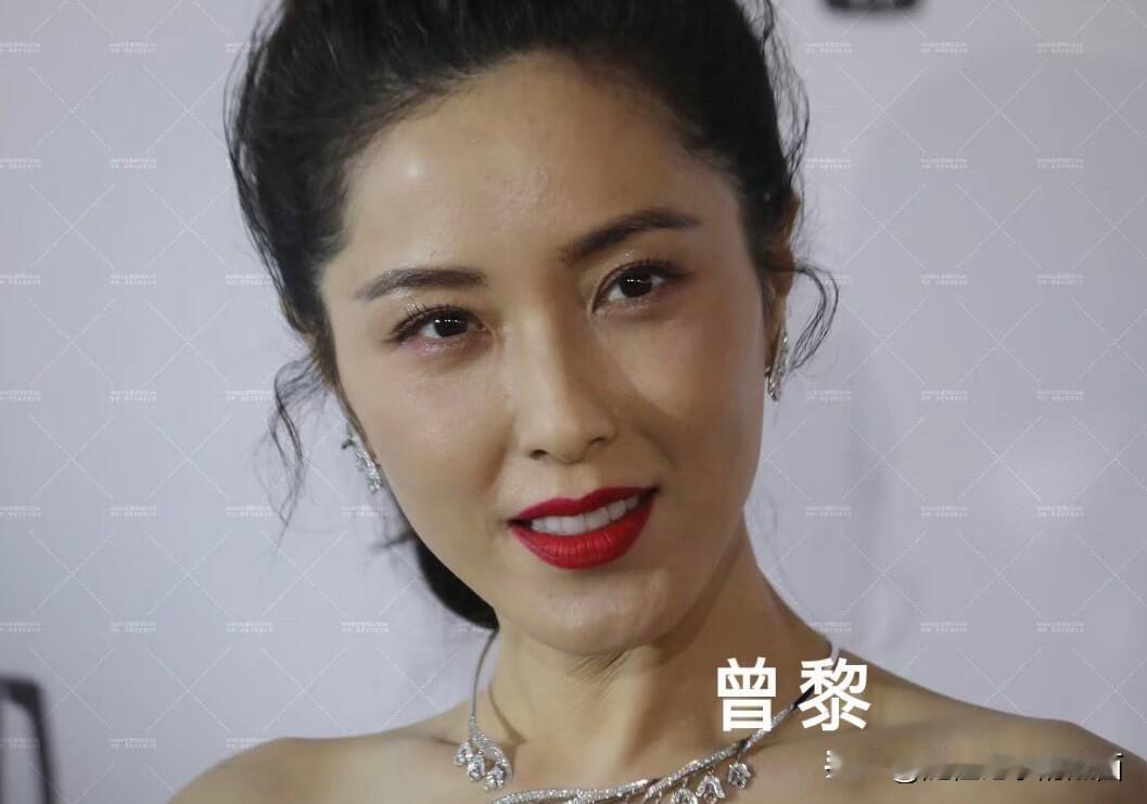 曾黎、姚晨、林心如、舒淇、陈紫涵这几位中年女明星，她们的怼脸拍，你觉得谁是那个气