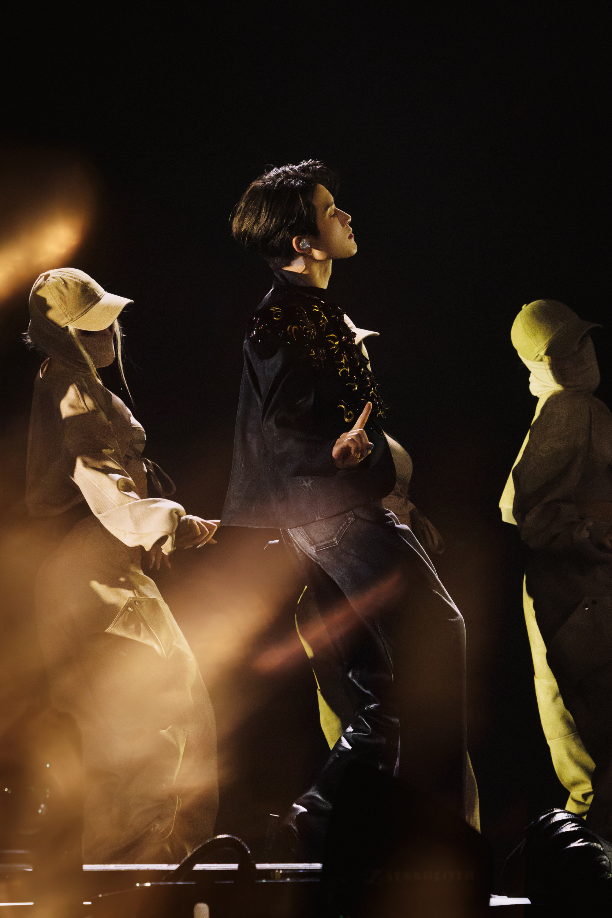 1.檀健次会参加北京电影节，当系列单元的评委。2.陈星旭很想瘦回东宫时期，目前一