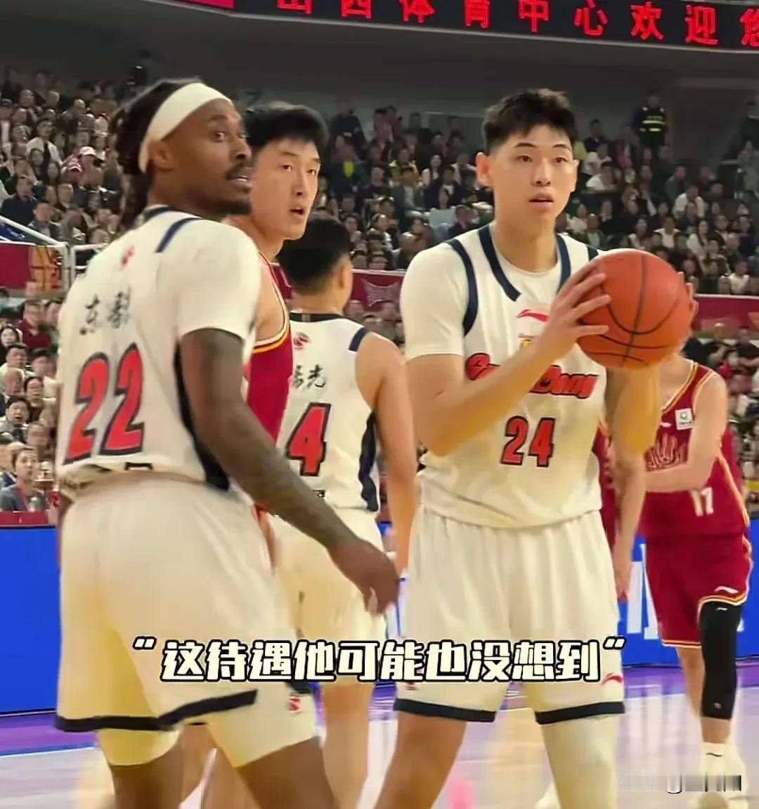 现在崔永熙在CBA，首先要拜托的就是“崔牛x”这个外号。广东客场对阵山西的比赛，