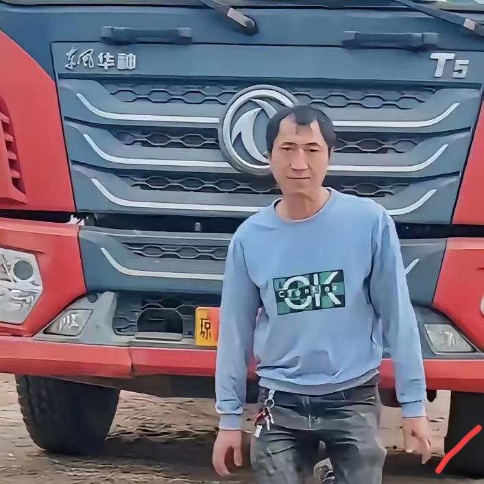 打记事起，他就没见过父亲的模样，是母亲一手牵着他，在柴米油盐的琐碎里，在起早贪黑