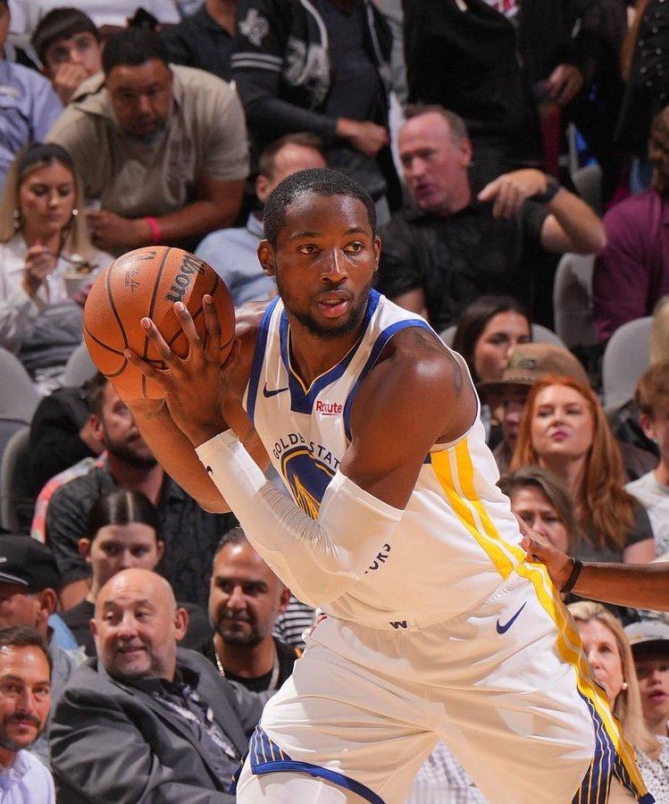 科尔谈库明加“他最近的表现确实不如赛季初那么出色，就像整个球队一样。所以我们决定