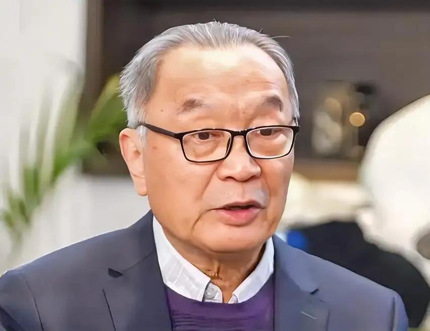 卢麒元呼吁人民币升值，温铁军大谈生产过剩，金灿荣说贸易顺差过大很不好，当把三个人