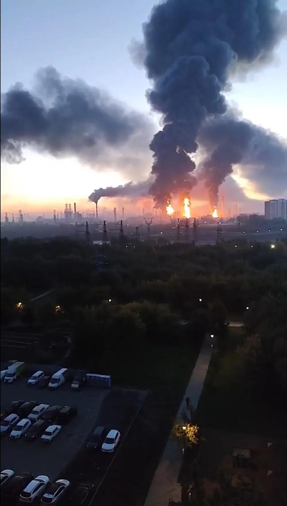 任何指责乌克兰自-卫反-击的言论，都是荒谬绝伦的。是极度无知的双标，更是对乌克兰