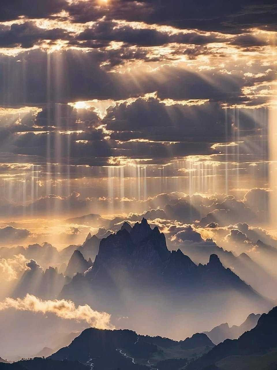 令人叹为观止的丁达尔景色​​​